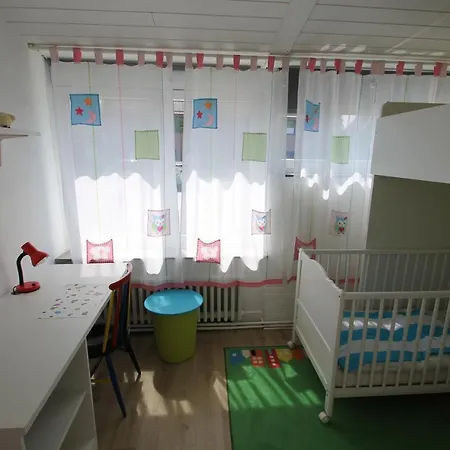 5091 - 4 Schlafzimmer *