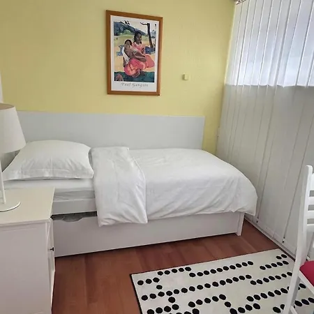 5091 - 4 Schlafzimmer *